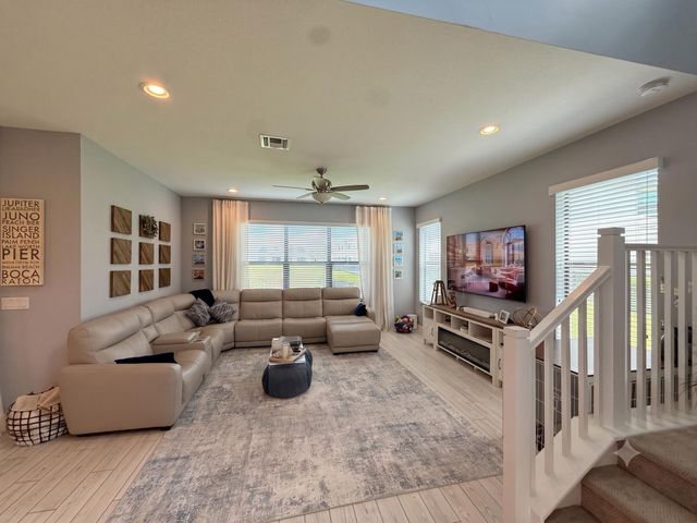 8798 Antarus Drive, Lake Worth, FL 33467