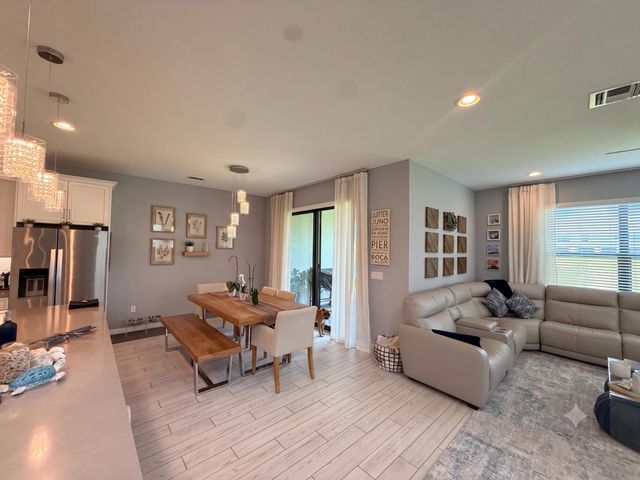 8798 Antarus Drive, Lake Worth, FL 33467
