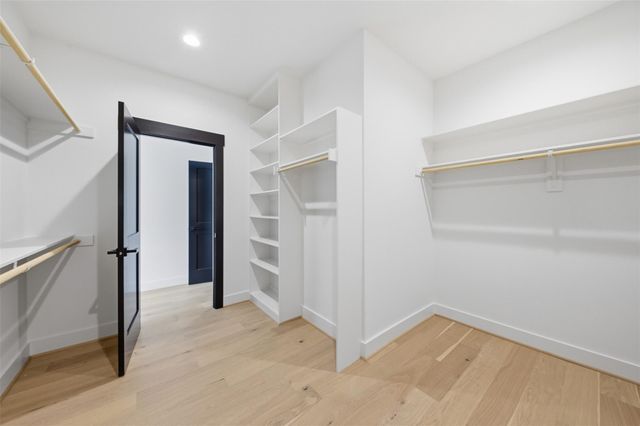 4605 Harrisburg Boulevard E, Houston, TX 77011