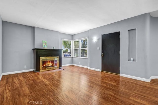6217 Farmdale Avenue, North Hollywood, CA 91606