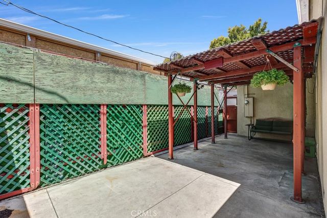 6217 Farmdale Avenue, North Hollywood, CA 91606