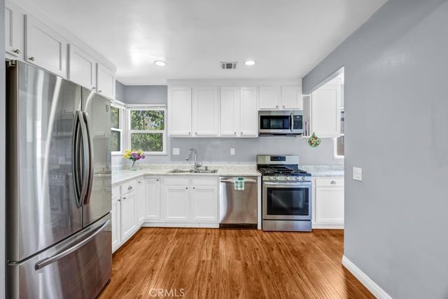6217 Farmdale Avenue, North Hollywood, CA 91606