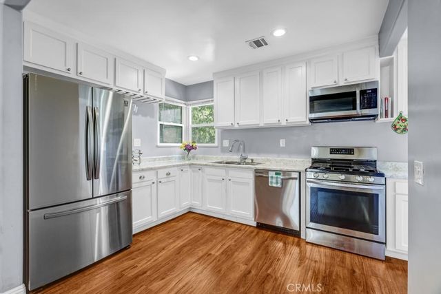 6217 Farmdale Avenue, North Hollywood, CA 91606