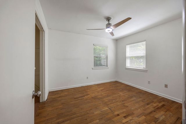 2212 Holly Street, Fayetteville, AR 72703