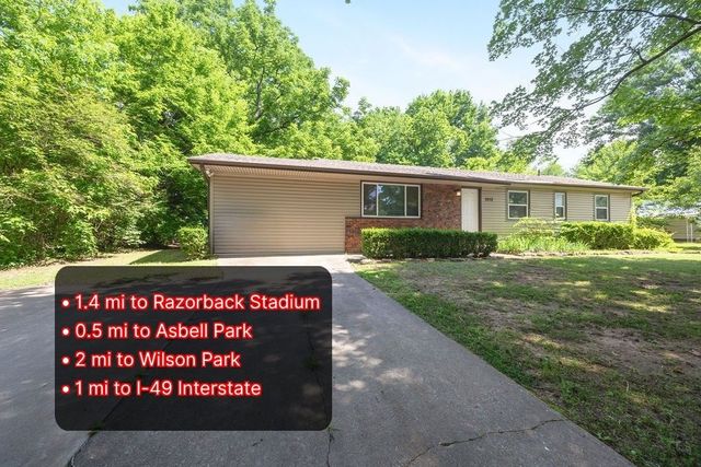 2212 Holly Street, Fayetteville, AR 72703