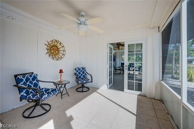 2471 AVOCADO ST, St James City, FL 33956