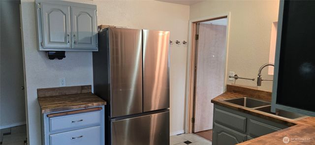 2316 NE Sunset Lane, Bremerton, WA 98310