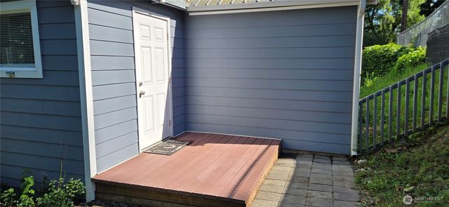 2316 NE Sunset Lane, Bremerton, WA 98310
