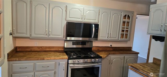 2316 NE Sunset Lane, Bremerton, WA 98310