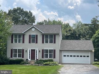 7425 NATHANIEL DR, Mount Airy, MD 21771