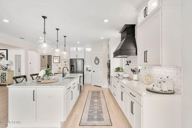 389 Confidence Way, Southport, FL 32409