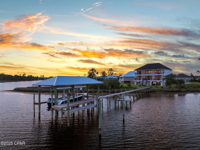 389 Confidence Way, Southport, FL 32409