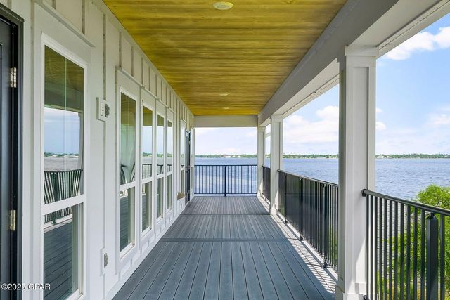 389 Confidence Way, Southport, FL 32409