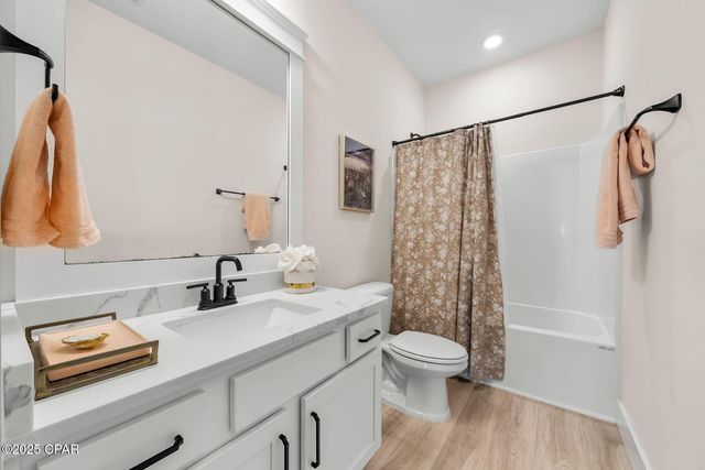 389 Confidence Way, Southport, FL 32409