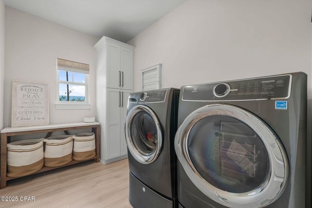 389 Confidence Way, Southport, FL 32409