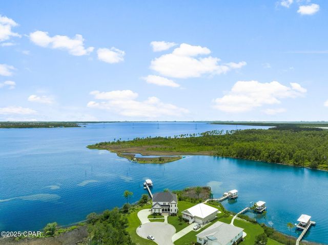 389 Confidence Way, Southport, FL 32409