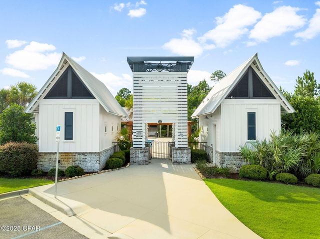 389 Confidence Way, Southport, FL 32409