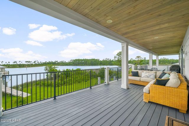 389 Confidence Way, Southport, FL 32409