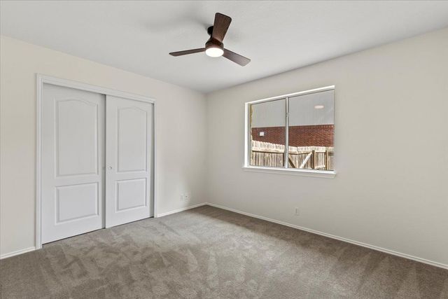 404 N Belinda CT, Bastrop, TX 78602