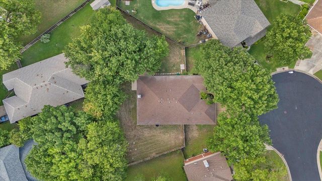 404 N Belinda CT, Bastrop, TX 78602