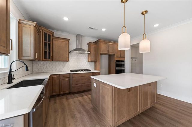 2004 Abbotts Vista Drive, Kernersville, NC 27284