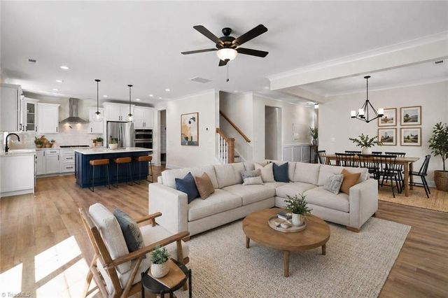 2004 Abbotts Vista Drive, Kernersville, NC 27284