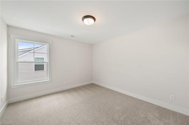 2004 Abbotts Vista Drive, Kernersville, NC 27284