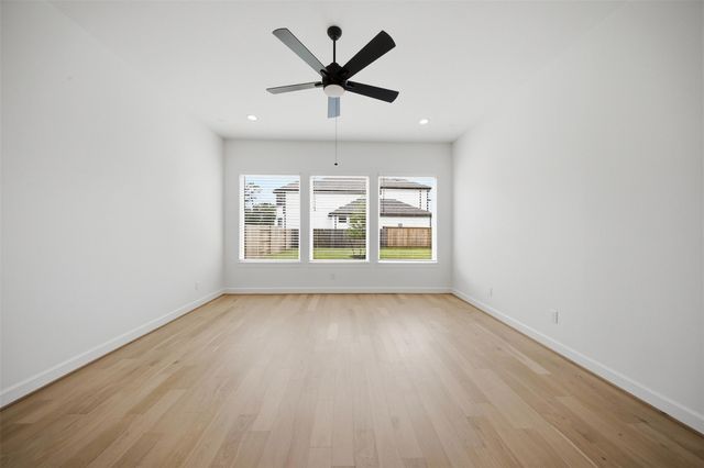 416 Venado View Court, Conroe, TX 77304