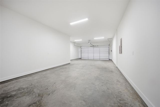 416 Venado View Court, Conroe, TX 77304