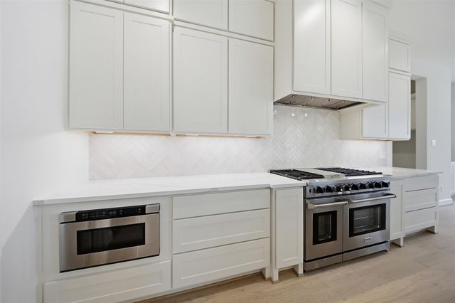 416 Venado View Court, Conroe, TX 77304