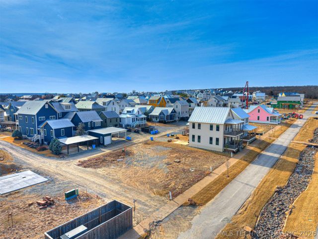 76 Boulevard, Carlton Landing, OK 74432