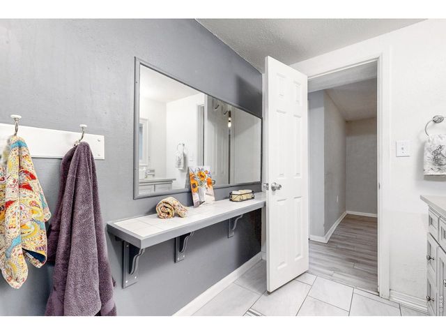 980 Elbert St, Denver, CO 80221