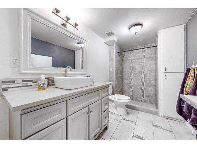 980 Elbert St, Denver, CO 80221