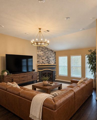 212 Magnolia Reserve Loop, Magnolia, TX 77354
