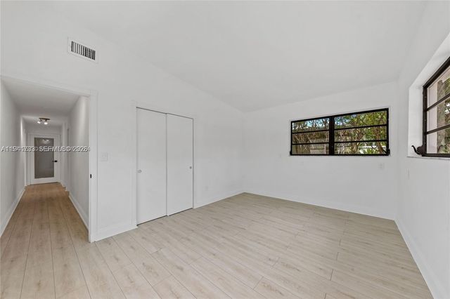 7525 Adventure Ave 1, North Bay Village, FL 33141