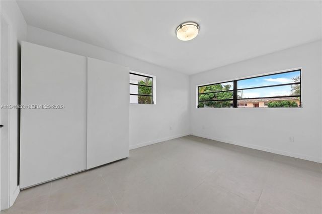 7525 Adventure Ave 1, North Bay Village, FL 33141