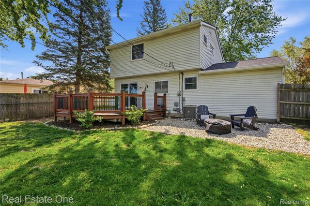 145 Wainwright Street, Novi, MI 48377