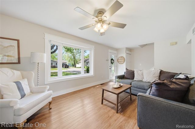 145 Wainwright Street, Novi, MI 48377