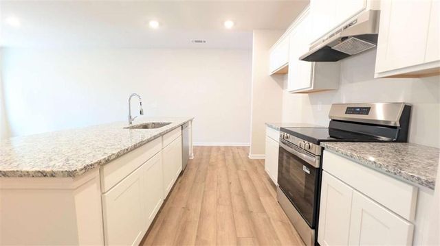 525 Hayes Lane, Canton, GA 30115