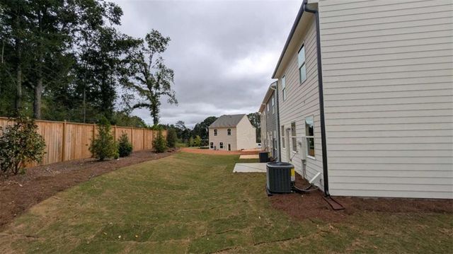 525 Hayes Lane, Canton, GA 30115