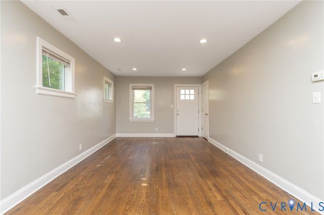 1302 Mt Erin Dr, Richmond, VA 23231