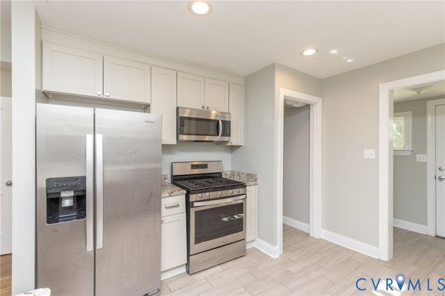 1302 Mt Erin Dr, Richmond, VA 23231