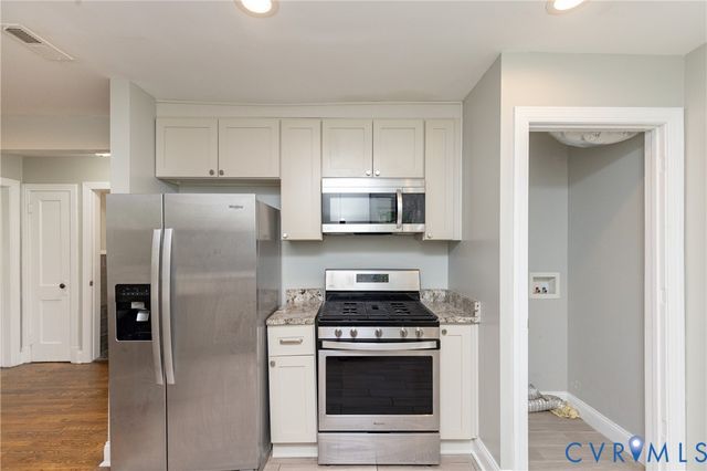 1302 Mt Erin Dr, Richmond, VA 23231