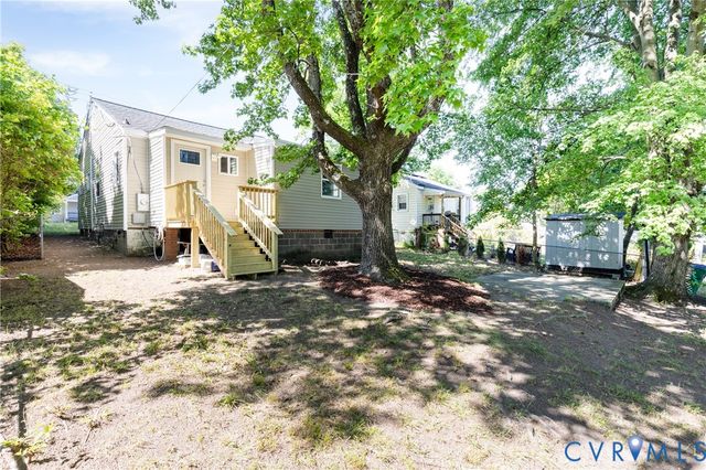 1302 Mt Erin Dr, Richmond, VA 23231