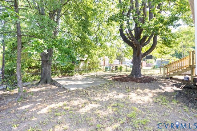 1302 Mt Erin Dr, Richmond, VA 23231