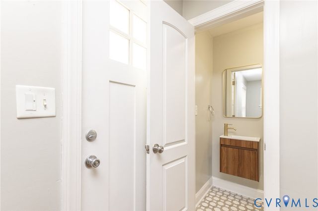 1302 Mt Erin Dr, Richmond, VA 23231