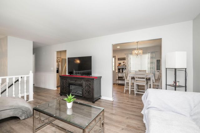 8444 Village Drive, Florence, KY 41042