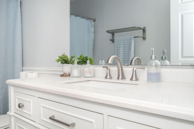 8444 Village Drive, Florence, KY 41042