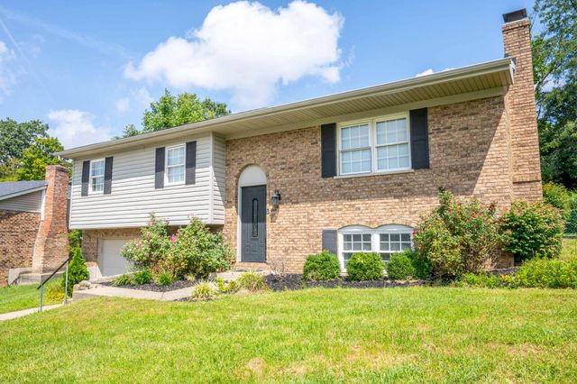 8444 Village Drive, Florence, KY 41042