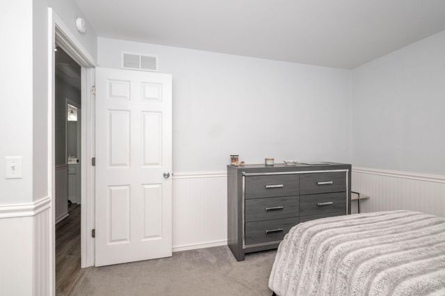 8444 Village Drive, Florence, KY 41042